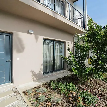 Lemon House Apartment
